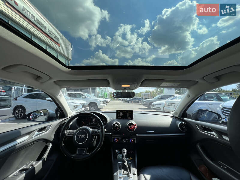 Седан Audi A3 2016 в Полтаві
