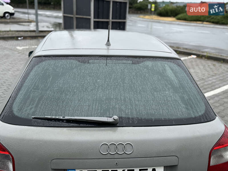 Хэтчбек Audi A3 2002 в Надворной