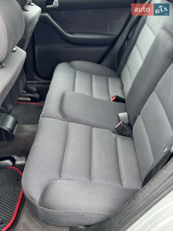Хэтчбек Audi A3 2002 в Надворной