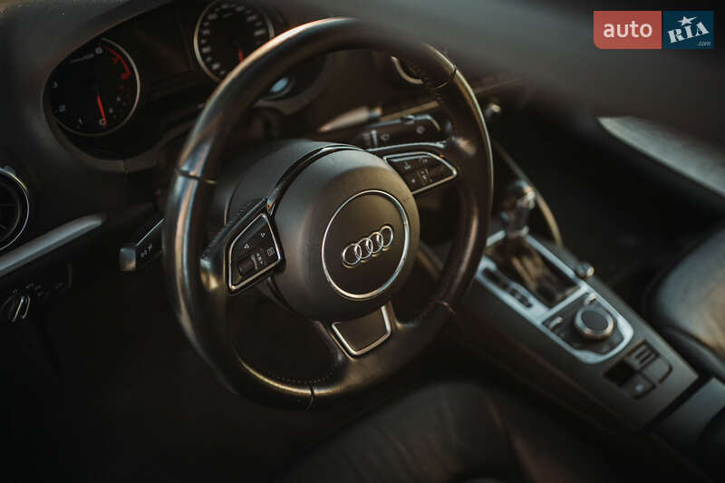 Седан Audi A3 2014 в Киеве