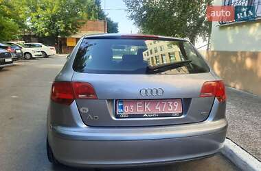Хэтчбек Audi A3 2006 в 