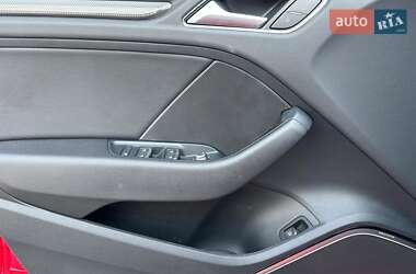 Хэтчбек Audi A3 2017 в 