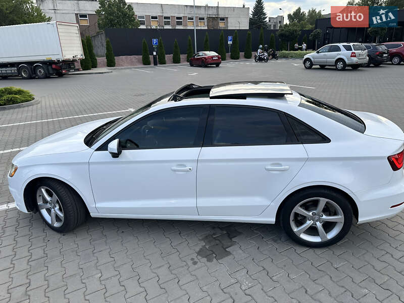 Седан Audi A3 2015 в Черкасах
