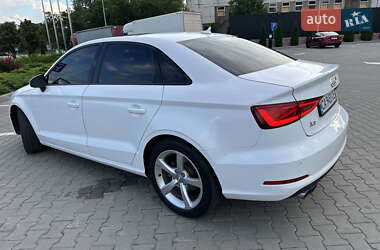 Седан Audi A3 2015 в Черкасах