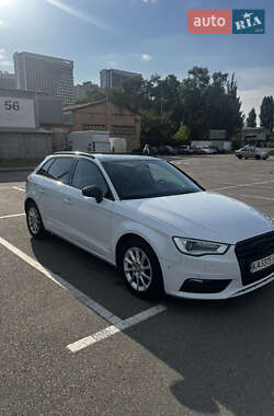 Хэтчбек Audi A3 2016 в 