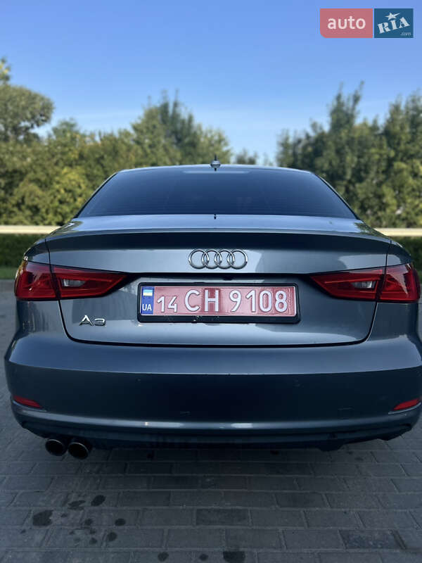 Седан Audi A3 2016 в Львове