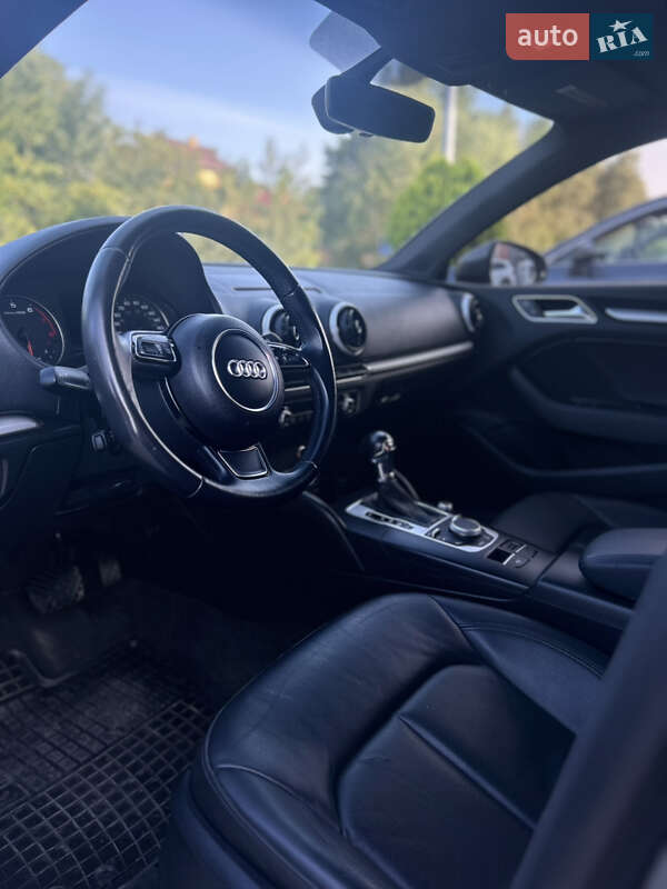 Седан Audi A3 2016 в Львове