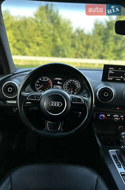 Седан Audi A3 2016 в 
