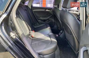 Седан Audi A3 2015 в 