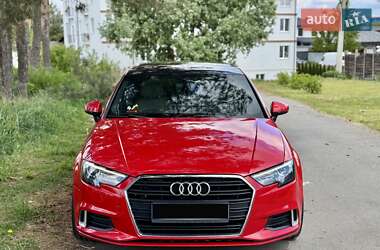 Седан Audi A3 2016 в 