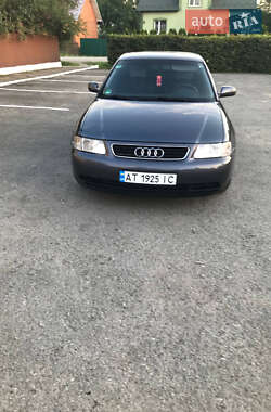 Хетчбек Audi A3 2000 в Богородчанах