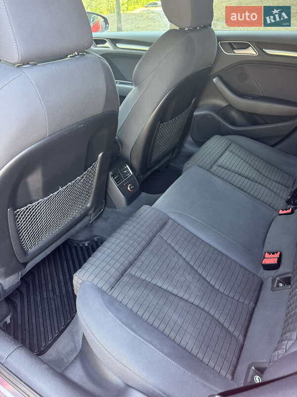Седан Audi A3 2013 в Каменском