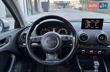 Хэтчбек Audi A3 2016 в 