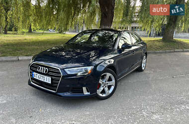 Седан Audi A3 2017 в 