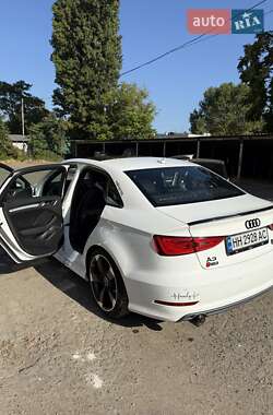 Седан Audi A3 2015 в 