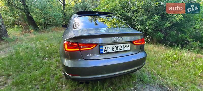 Седан Audi A3 2014 в Днепре
