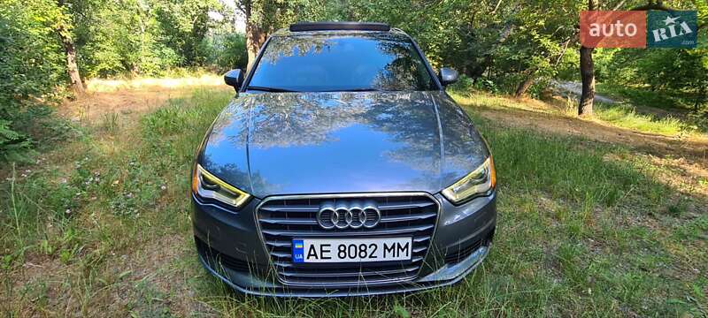 Седан Audi A3 2014 в 