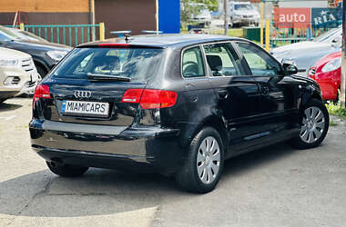 Хэтчбек Audi A3 2005 в 