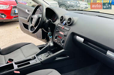Хэтчбек Audi A3 2005 в 