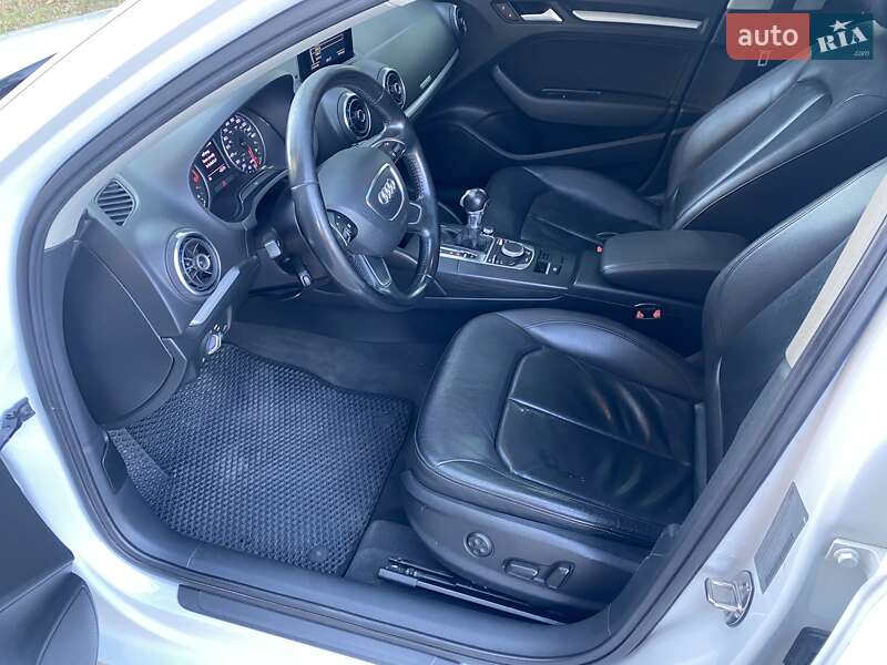 Седан Audi A3 2015 в Балаклее