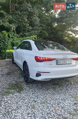 Седан Audi A3 2021 в 
