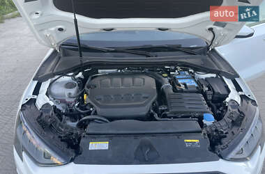 Седан Audi A3 2021 в 