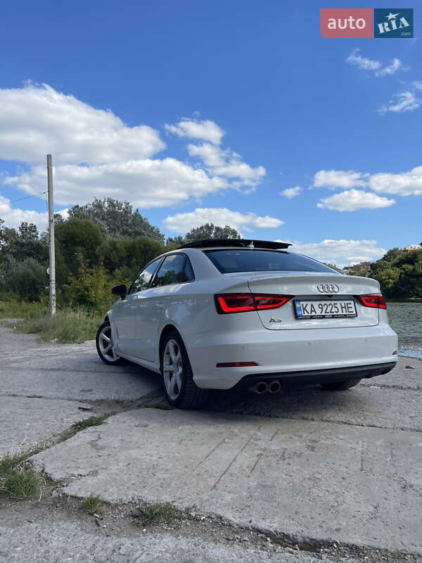 Седан Audi A3 2015 в Вінниці