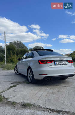 Седан Audi A3 2015 в 