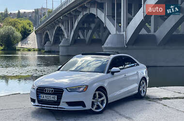 Седан Audi A3 2015 в 