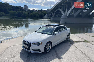 Седан Audi A3 2015 в 