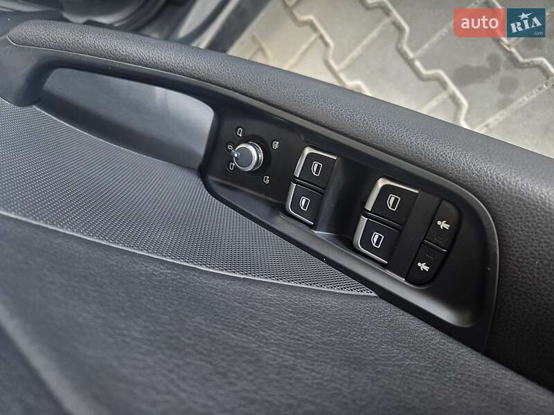 Седан Audi A3 2016 в Киеве