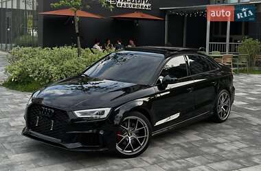 Седан Audi A3 2018 в Киеве