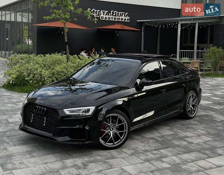 Седан Audi A3 2018 в 
