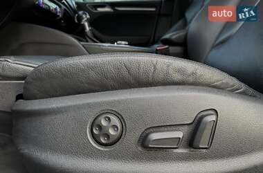 Седан Audi A3 2018 в 