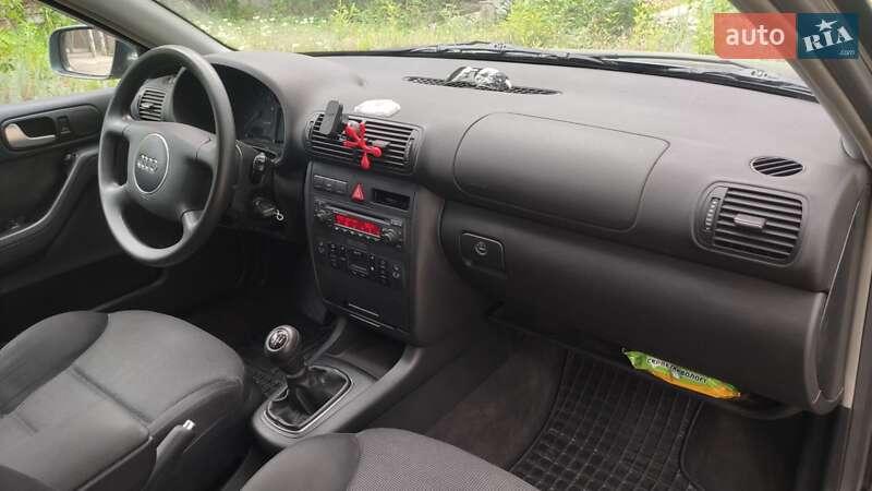 Хетчбек Audi A3 2002 в Харкові