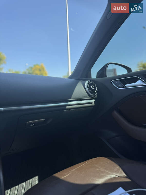 Седан Audi A3 2014 в Виноградове