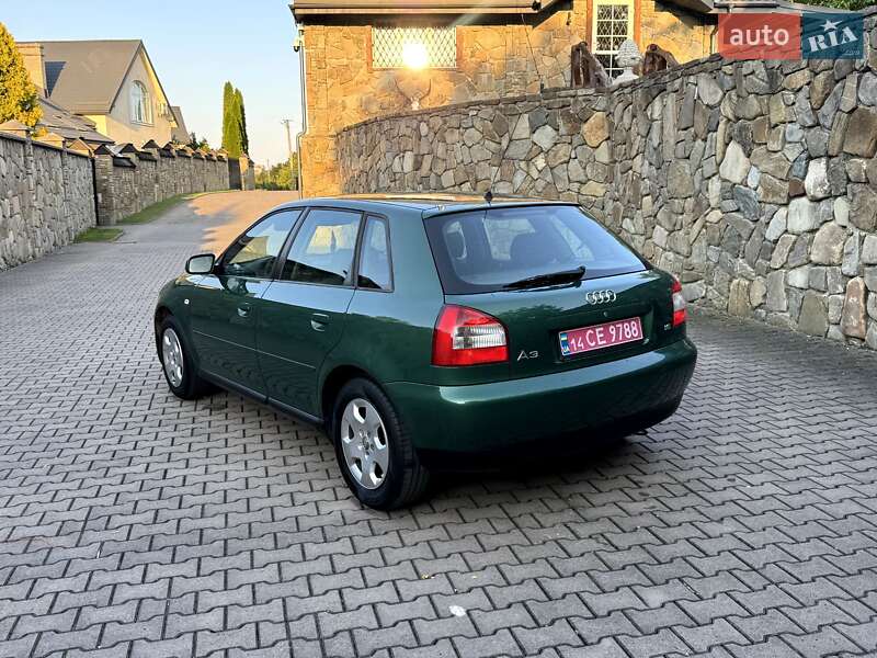 Хетчбек Audi A3 2001 в Надвірній