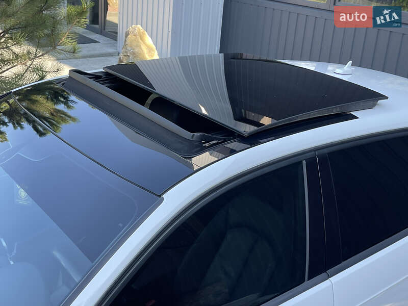 Хэтчбек Audi A3 2016 в Ровно