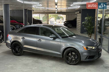 Седан Audi A3 2016 в Одессе