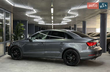 Седан Audi A3 2016 в 
