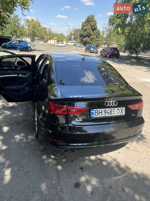 Седан Audi A3 2016 в Миколаєві