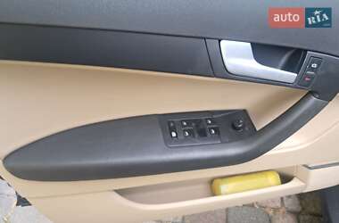 Хэтчбек Audi A3 2005 в 
