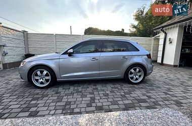 Хэтчбек Audi A3 2016 в Днепре