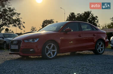 Седан Audi A3 2016 в 