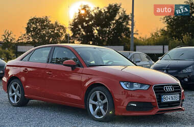 Седан Audi A3 2016 в 