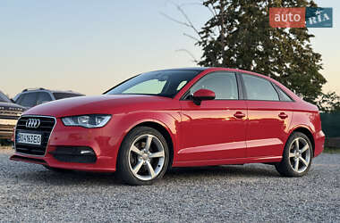 Седан Audi A3 2016 в 