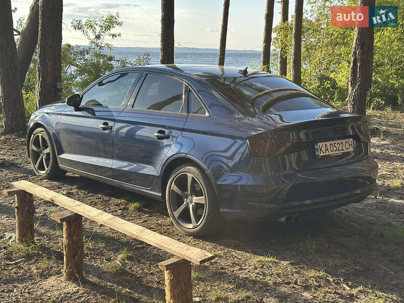 Седан Audi A3 2014 в Киеве