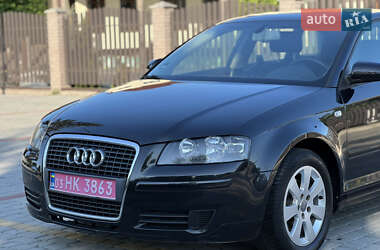 Хэтчбек Audi A3 2005 в 