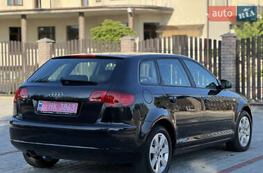Хэтчбек Audi A3 2005 в 