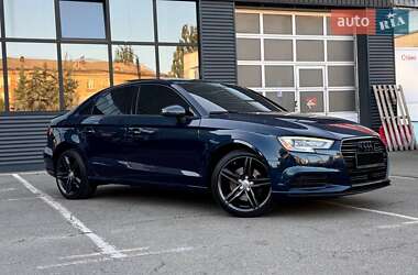 Седан Audi A3 2016 в Києві